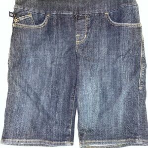 Rock & Republic Fever pull on shorts